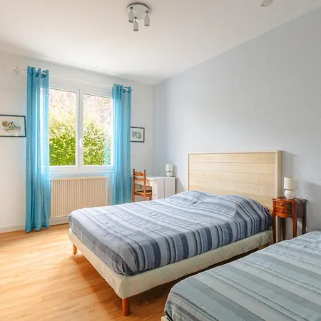 Le Grillon La Brée-les-Bains