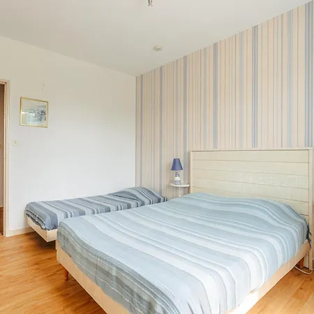 Le Grillon Bed & Breakfast La Brée-les-Bains