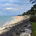 Oda ve Kahvaltı Le Grillon