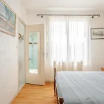 Le Grillon La Brée-les-Bains