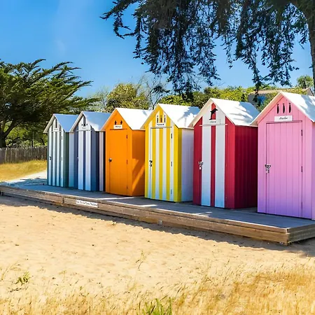 Nocleg ze śniadaniem Le Grillon 3*