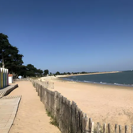 Pensión Le Grillon La Brée-les-Bains